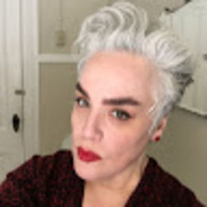 Meet your Posher, Dr. maria